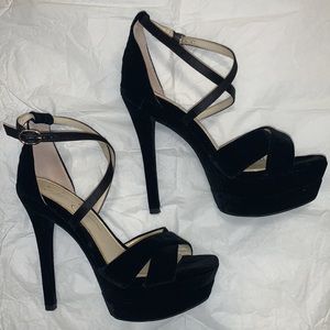 Jessica Simpson Velvet Platform Roxelle heels
